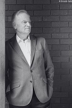 Zum Tod von Jeffrey Archer – ein Leben wie ein Roman