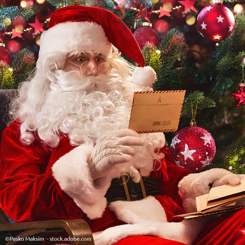 Briefe an Father Christmas und Karten an alle